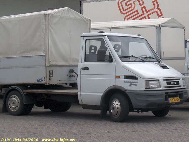 Iveco-Turbo-Daily-3510-weiss-160406-02-NL.jpg - Iveco Daily 35-10