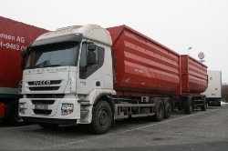 Iveco-Stralis-AT-II-260-S-45-weiss-Holz-150810-01