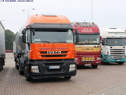 Iveco-Stralis-AT-II-440-S-45-Universal-290808-03