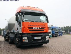 Iveco-Stralis-AT-II-440-S-45-Universal-290808-05
