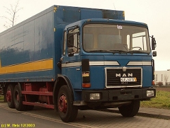 MAN-F8-24291-Koffer-blau