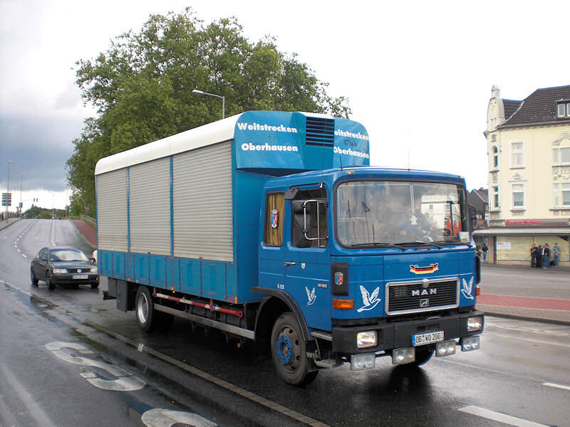 MAN-F8-12192-blau-Kleinrensing-201209-01.jpg - MAN F8 12.192Ulrich Kleinrensing