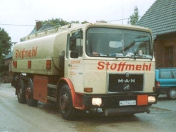 MAN-F8-Stoffmehl-Szy-060604-1