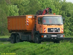 MAN-F90-orange-270404-1