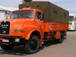 MAN-13168-orange-Koster-141104-1