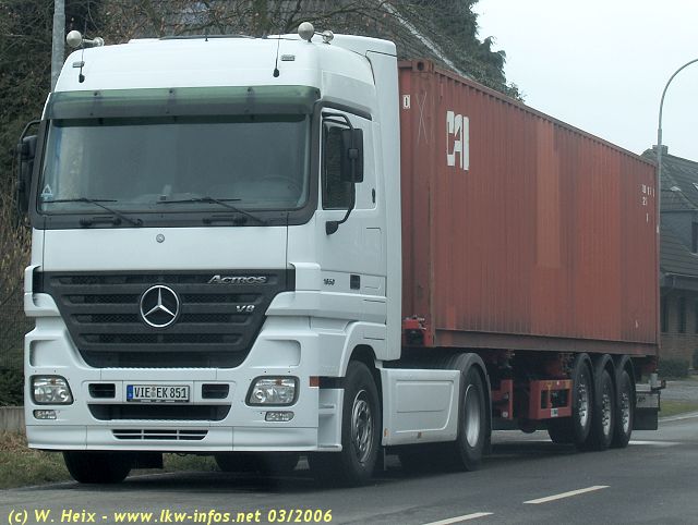 MB-Actros-1858-MP2-weiss-050306-01.jpg - Mercedes-Benz Actros MP2 1858