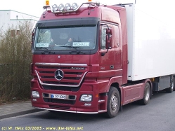MB-Actros-1850-MP2-rot-270305-01