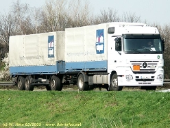 MB-Actros-1854-MP2-weiss-310305-01