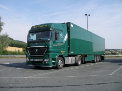 MB-Actros-MP2-1844-Poelzleitner-Holz-260808-01