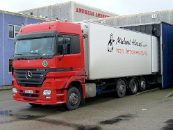 MB-Actros-MP2-2555-rot-Stober-280208-01