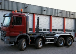 MB-Actros-4141-MP2-(4a-rot-(Hobo)-3