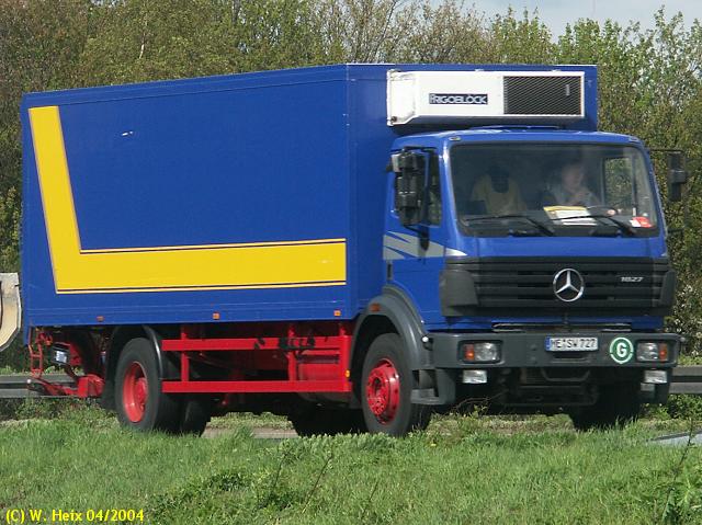 MB-SK-1827-blau-190404-1.jpg - Mercedes-Benz SK 1827