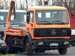 MB-SK-1824-Absetzkipper-orange