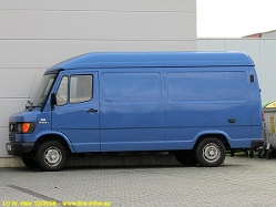 MB-TN-208-D-blau-031206-01