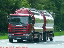 Scania-124-L-400-Rosenmehl-090505-01