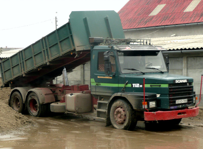 Scania-112-H-gruen-Vorechovsky-071208-03.jpg - Scania 112 HJaroslav Vorechovsky