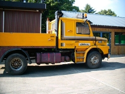 Scania-142-H-Hauber-gelb-Bautruck
