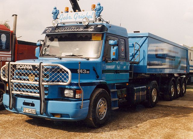 Scania-143-M-blau-Hensing-101205-02.jpg - Scania 143 MJens Hensing