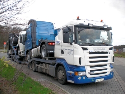 Scania-R-480-weiss-Kleinrensing-211209-01