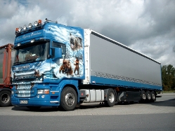 Scania-R-580-blau-Brinkmeier-210907-03