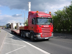 Scania-R-580-rot-Weddy-020907-01