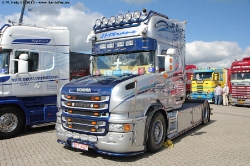 Scania-T-620-silber-020801-02