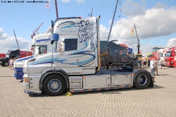 Scania-T-620-silber-020801-03