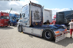 Scania-T-620-silber-020801-06