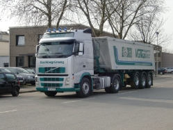 Volvo-FH-440-Gross-DS-300610-01
