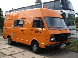 VW-LT-45-orange-Thiele-031209-01