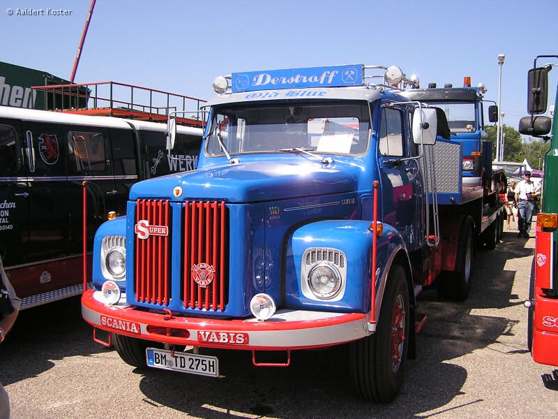 Scania-L-110-blau-Koster-091106-01.jpg