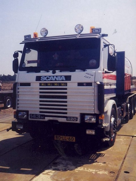 Scania-143-M-420-NBM-Leeuwenburgh-290204-2-H-NL.jpg