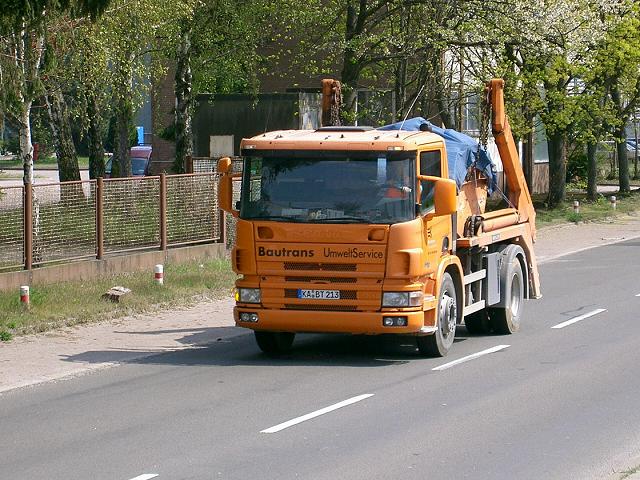 Scania-94-D-260-Bautrans-Szy-100504-1.jpg