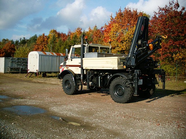 MB-Unimog-U1250-BEB-7-(Quitsch).jpg