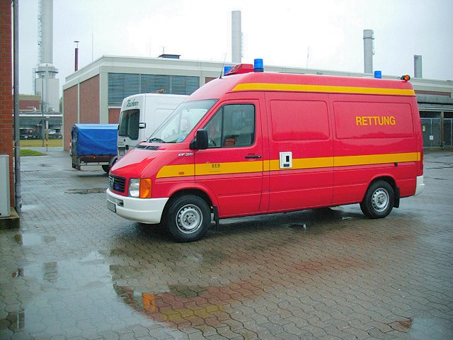 VW-LT-28-Rettungswagen-BEB-1-(Quitsch).jpg