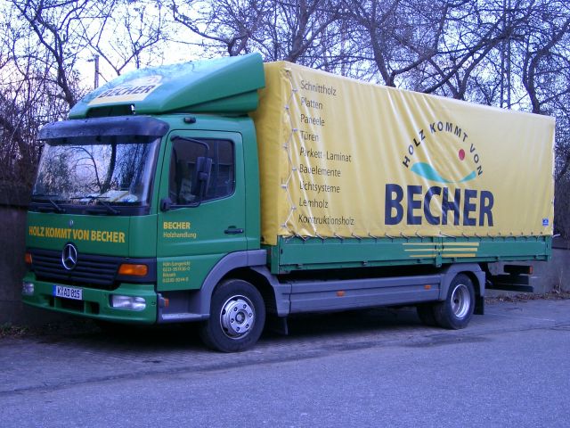 MB-Atego-Becher-Schimana-220105-2.jpg - Piet Schimana