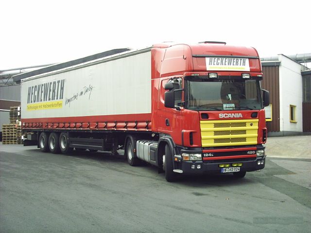 Scania-124-L-420-Heckerwerth-Rolf-291204-01.jpg