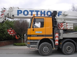 MB-Actros-4143-Potthoff-Voss-010706-01