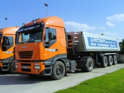 Iveco-Stralis-AS-440-S-40-Potthoff-Voss-250907-01
