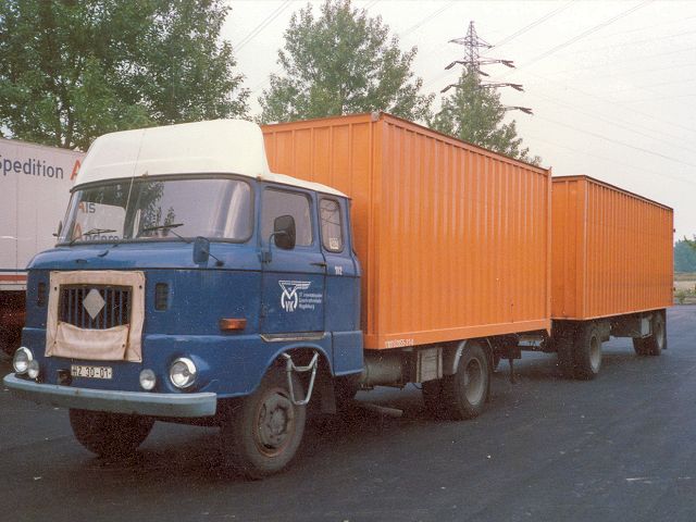 IFA-blau-orange-AKuechler-240105-01.jpg