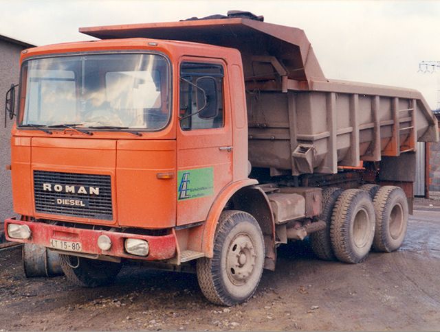 Roman-Diesel-orange-AKuechler-240105-01.jpg
