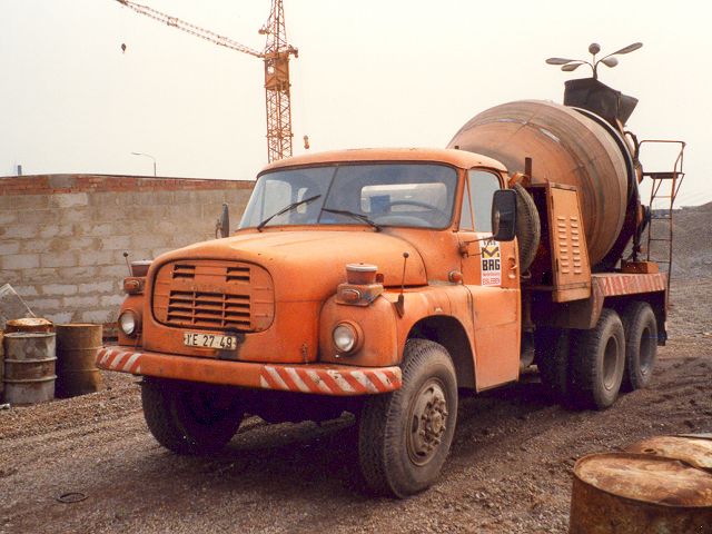 Tatra--Betonmischer-orange-AKuechler-240105-01.jpg