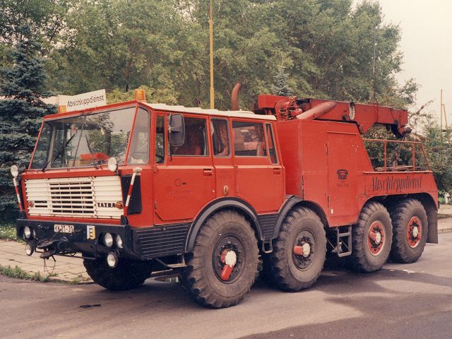 Tatra-rot-AKuechler-240105-01.jpg