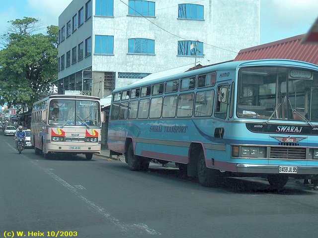 Bus-Hino-1.jpg