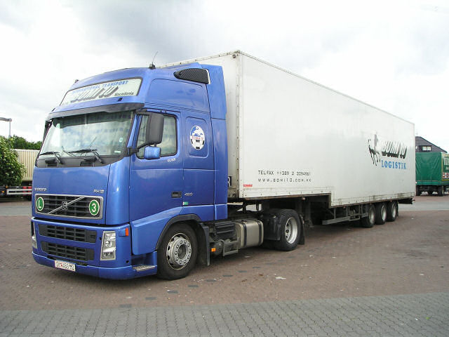 Volvo-FH12-420-blau-Hensing-270207-01-MK.jpg - Jens Hensing