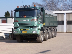 Iveco-Traklker-440-10x4-Martens-vNispen-050507-01-NL