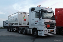 NL-MB-Actros-3-2541-weiss-Holz-180612-01