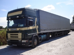 Scania-124-L-420-Halasz-140707-01-RO