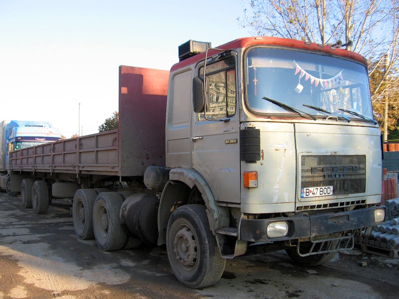 RO-Roman-Diesel-32360-grau-Bodrug-291008-03.jpg