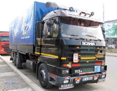 RO-Scania-113-M-schwarz-Bodrug-010408-01
